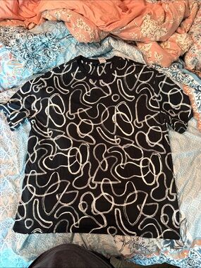 Express Black Short-Sleeve Tee with White Loop Graphic